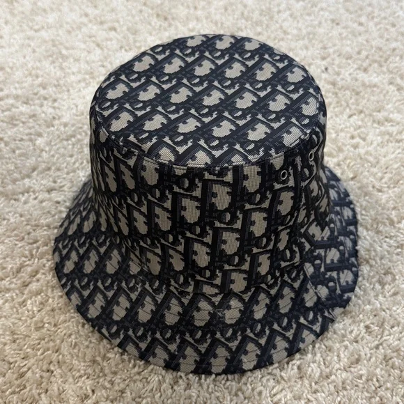 Dior Bucket Hat - Picture 2 of 7